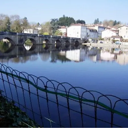 Maison Du Magnolia 3* Confolens